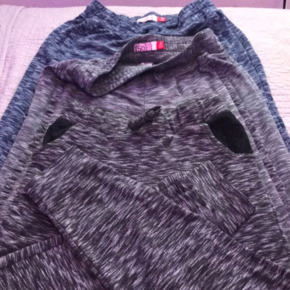 Kids size 12 & size 10 joggers for girls. - Picture 2 of 4